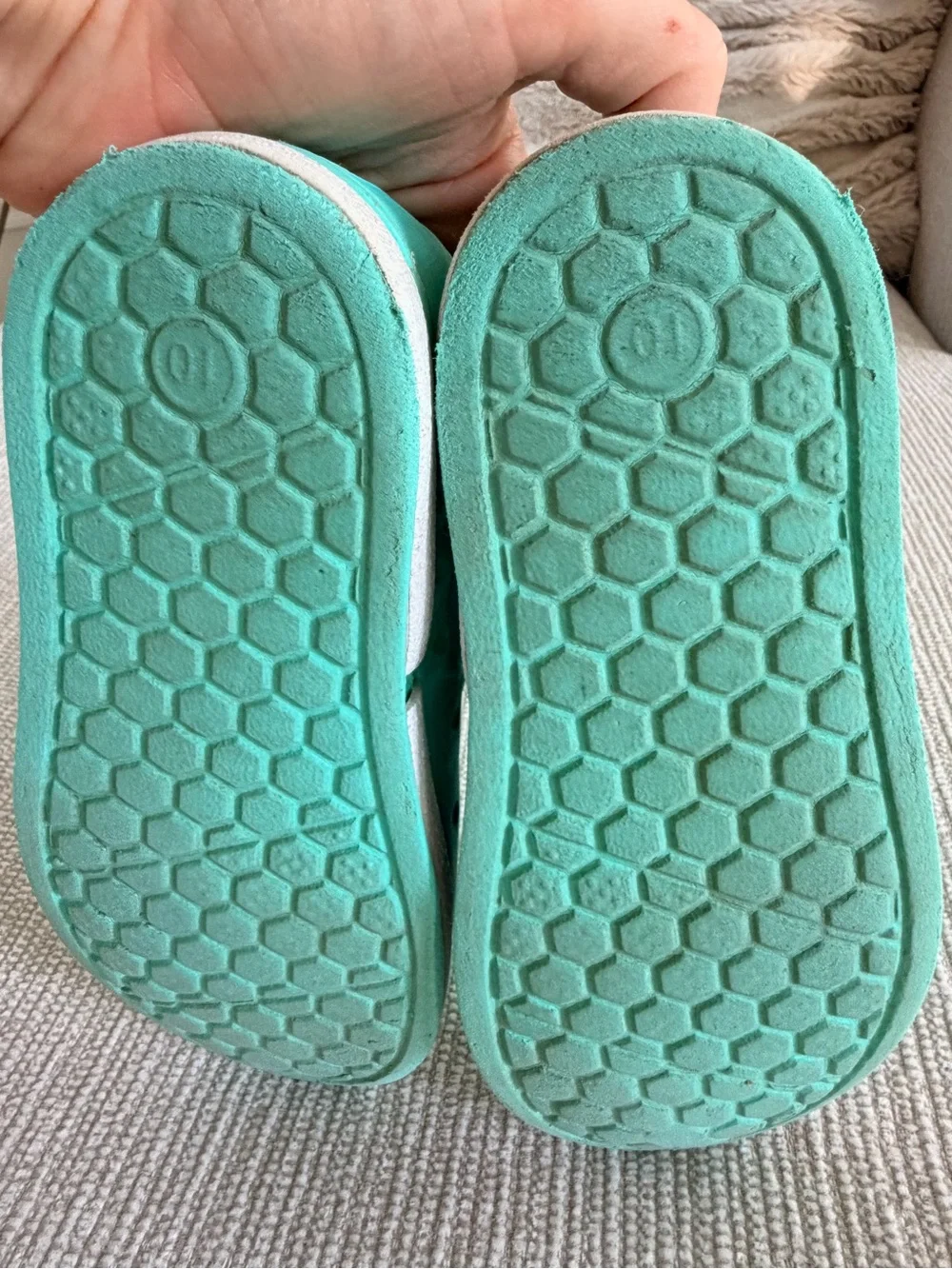 Cat & Jack Kids Teal Slip-On Water Shoes 10T